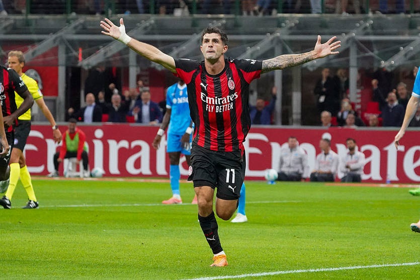 Новини спорту - Мілан виходить у лідери чемпіонату завдяки перемозі над Наполі