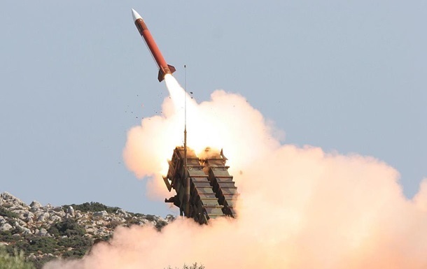 Новини світу - США уповільнили постачання ППО Україні - ЗМІ