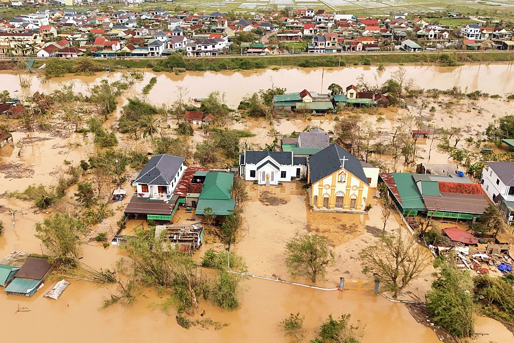 Новини світу - Тайфун вдарив по В’єтнаму: 19 загиблих