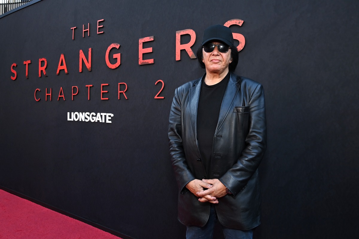 Новини культури - Джин Сіммонс із KISS потрапив у ДТП через втрату свідомості за кермом