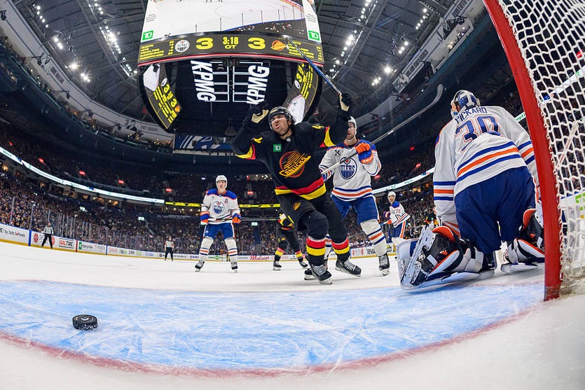 Новини спорту - НХЛ: Ванкувер і Калгарі святкують перемоги