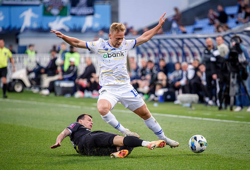 Новини спорту - Полісся хоче посилити склад півзахисником Динамо