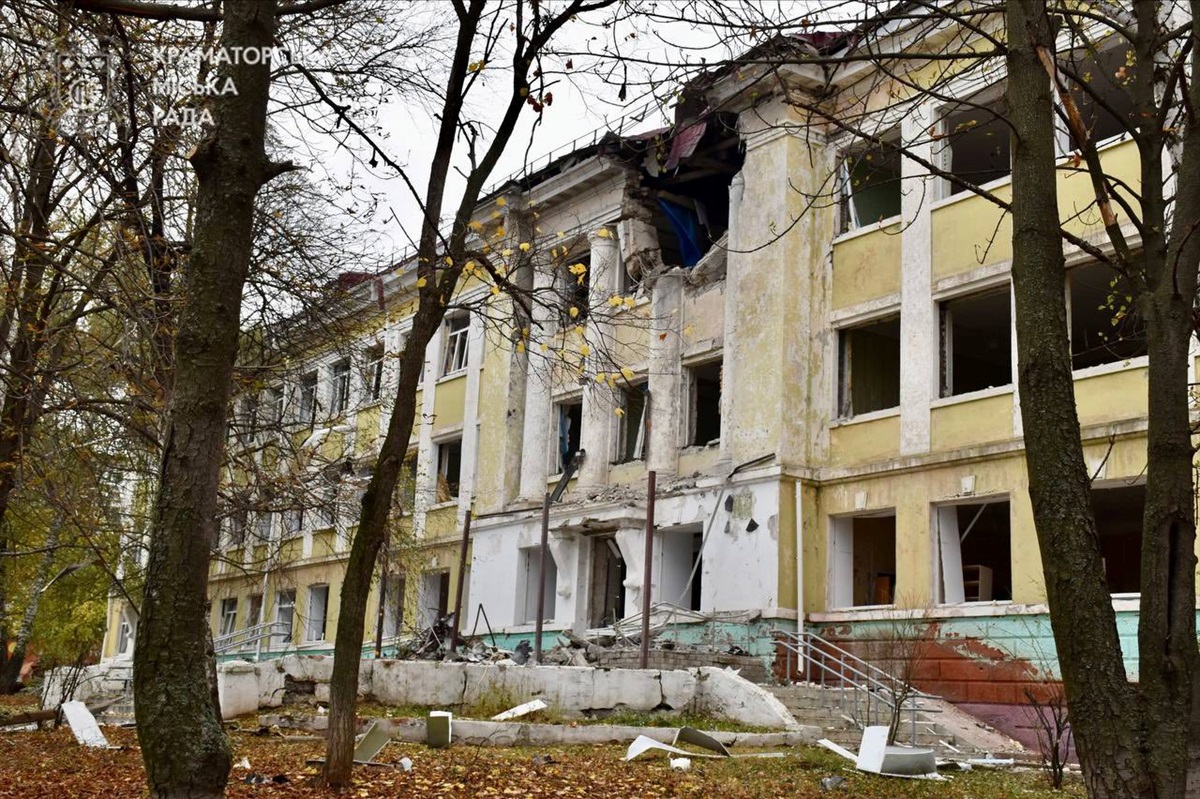 Новини України - У Краматорську внаслідок атаки дронів пошкоджена школа