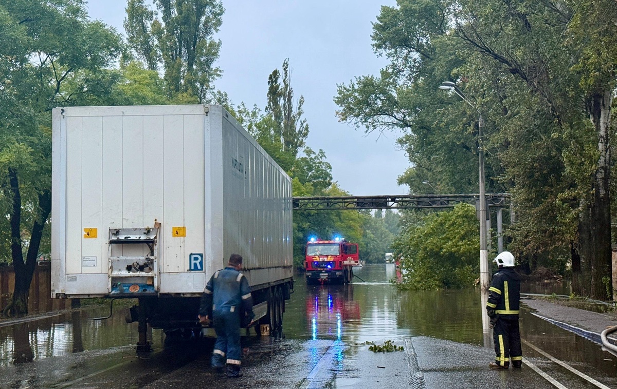 Новини України - В Одесі зросла кількість загиблих через негоду
