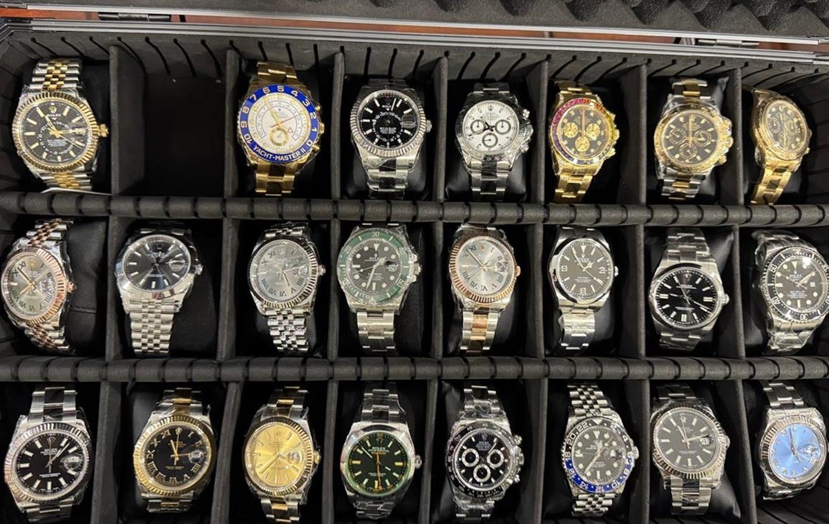 Новини України - В Україні викрили контрабанду годинників і прикрас на мільйони доларів