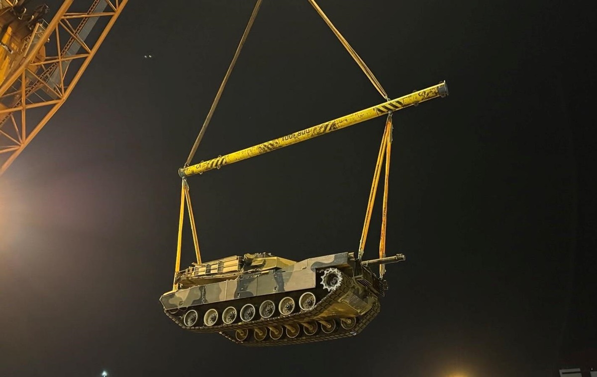 Новини світу - Австралія передала Україні останні танки Abrams