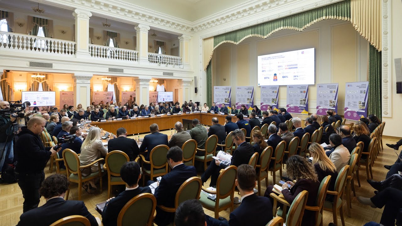 Олена Зеленська взяла участь у засіданні, присвяченому реалізації реформи шкільного харчування