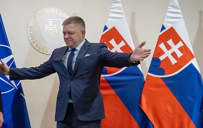 Новини України - Фіцо пообіцяв блокувати "репараційну поизку" Україні