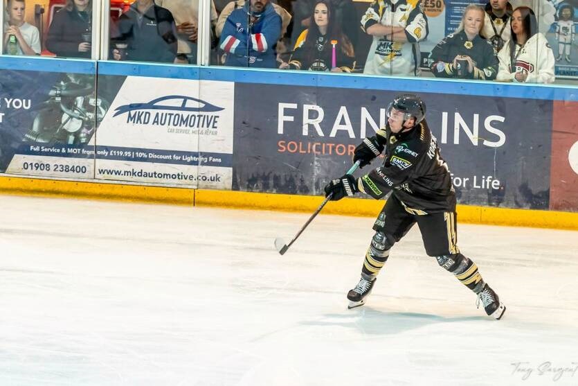 Новини спорту - Український хокеїст виступатиме в польському чемпіонаті